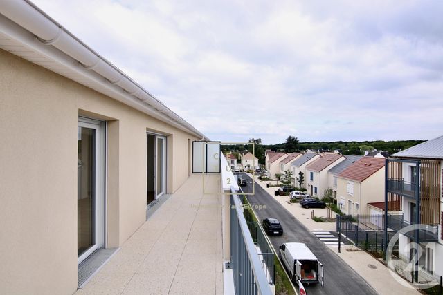 Appartement F4 &agrave; louer - 4 pi&egrave;ces - 77,60 m2 - Ozoir La Ferriere - 77 - ILE-DE-FRANCE