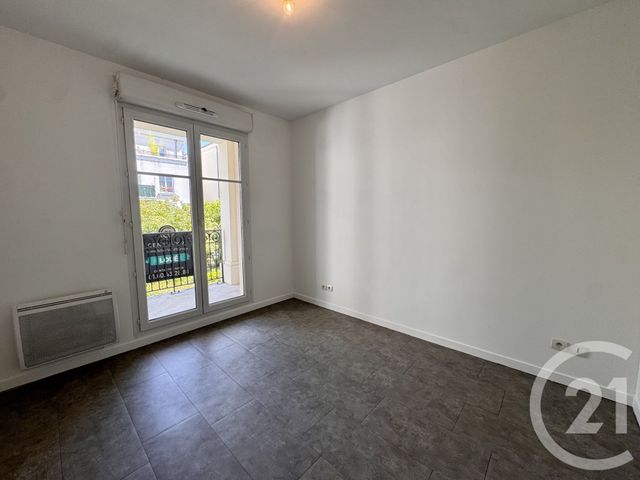 Appartement F3 &agrave; louer - 3 pi&egrave;ces - 66,13 m2 - Serris - 77 - ILE-DE-FRANCE