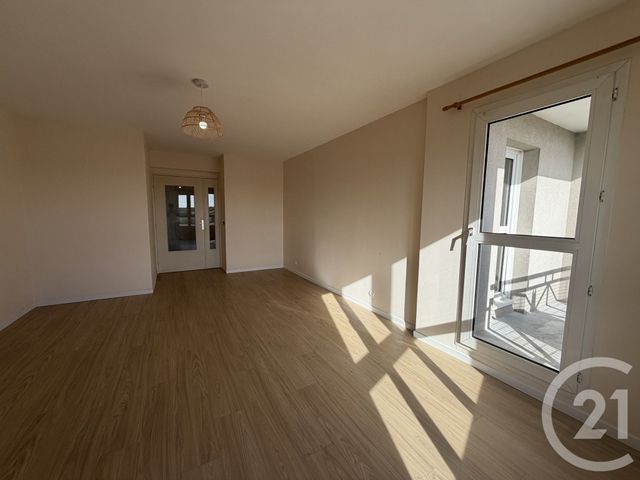 Appartement F4 &agrave; louer - 4 pi&egrave;ces - 82,17 m2 - Lognes - 77 - ILE-DE-FRANCE
