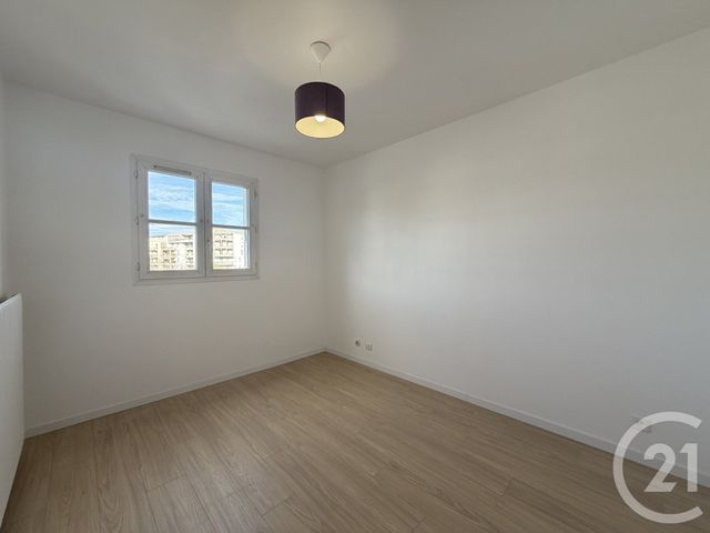 Appartement F4 &agrave; louer - 4 pi&egrave;ces - 82,17 m2 - Lognes - 77 - ILE-DE-FRANCE