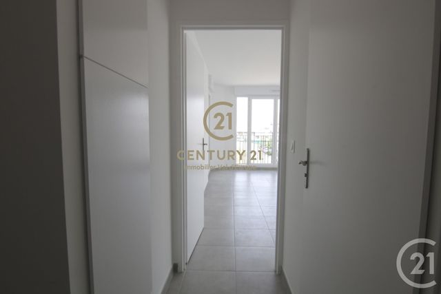 Appartement F4 &agrave; louer - 4 pi&egrave;ces - 83,15 m2 - Chessy - 77 - ILE-DE-FRANCE