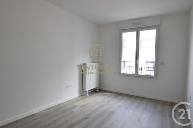 Appartement F4 &agrave; louer - 4 pi&egrave;ces - 83,15 m2 - Chessy - 77 - ILE-DE-FRANCE