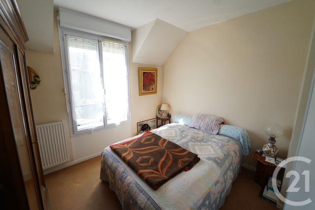Maison &agrave; louer - 4 pi&egrave;ces - 97,30 m2 - Bailly Romainvilliers - 77 - ILE-DE-FRANCE