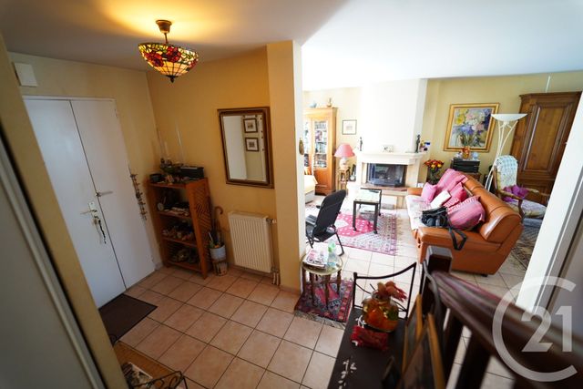 Maison &agrave; louer - 4 pi&egrave;ces - 97,30 m2 - Bailly Romainvilliers - 77 - ILE-DE-FRANCE