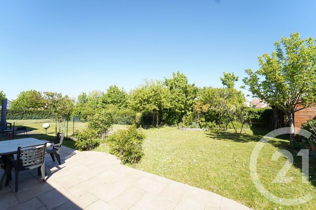 Maison &agrave; louer - 4 pi&egrave;ces - 97,30 m2 - Bailly Romainvilliers - 77 - ILE-DE-FRANCE