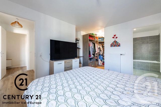 Appartement F4 &agrave; louer - 4 pi&egrave;ces - 82,58 m2 - Montevrain - 77 - ILE-DE-FRANCE