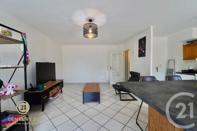 Appartement F3 &agrave; vendre - 3 pi&egrave;ces - 70,25 m2 - Magny Le Hongre - 77 - ILE-DE-FRANCE