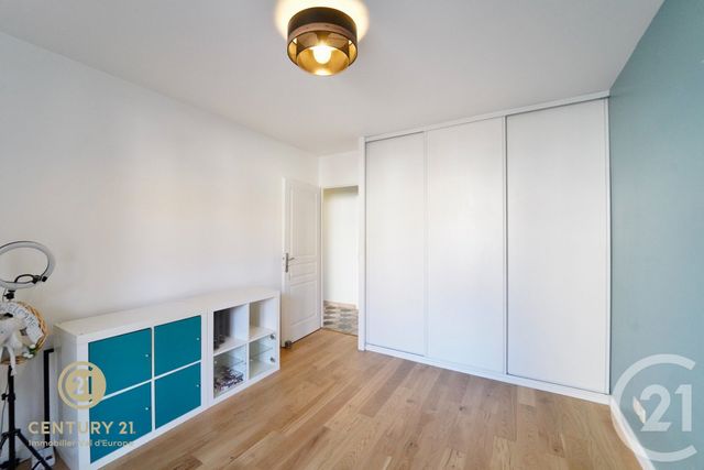 Appartement F3 &agrave; vendre - 3 pi&egrave;ces - 70,25 m2 - Magny Le Hongre - 77 - ILE-DE-FRANCE