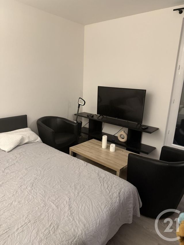 Appartement Studio &agrave; louer - 1 pi&egrave;ce - 26,40 m2 - Lagny Sur Marne - 77 - ILE-DE-FRANCE