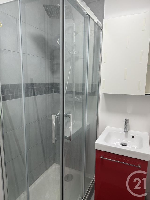 Appartement Studio &agrave; louer - 1 pi&egrave;ce - 26,40 m2 - Lagny Sur Marne - 77 - ILE-DE-FRANCE
