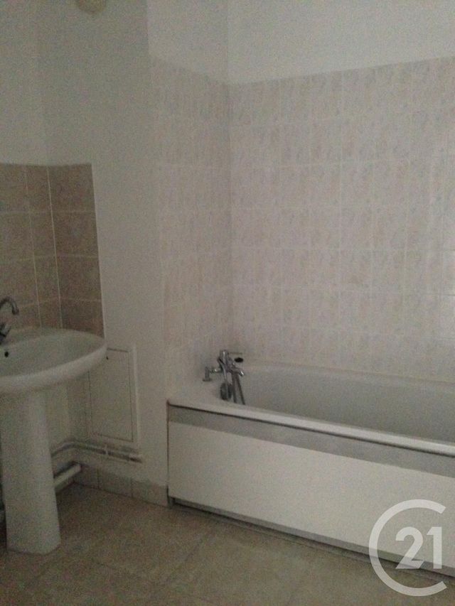 Appartement F3 &agrave; louer - 3 pi&egrave;ces - 63,87 m2 - Bussy St Georges - 77 - ILE-DE-FRANCE