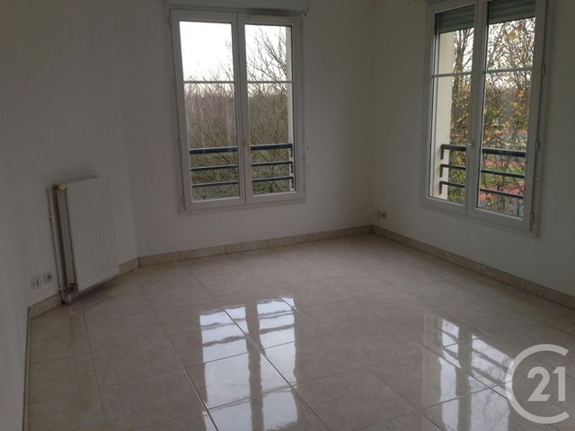 Appartement F3 &agrave; louer - 3 pi&egrave;ces - 63,87 m2 - Bussy St Georges - 77 - ILE-DE-FRANCE