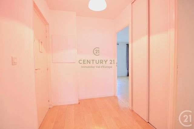 Appartement F3 &agrave; louer - 3 pi&egrave;ces - 63,59 m2 - Serris - 77 - ILE-DE-FRANCE