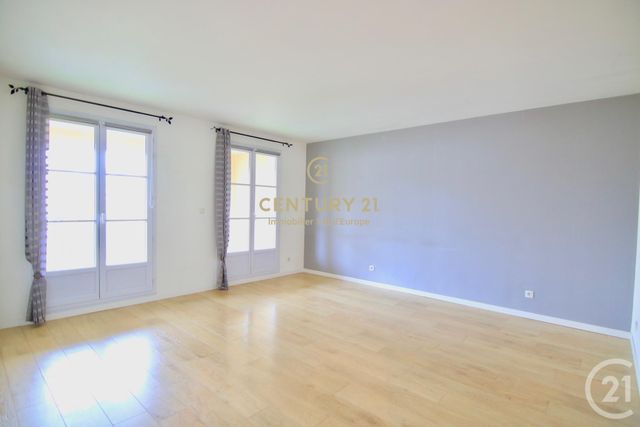 Appartement F3 &agrave; louer - 3 pi&egrave;ces - 63,59 m2 - Serris - 77 - ILE-DE-FRANCE