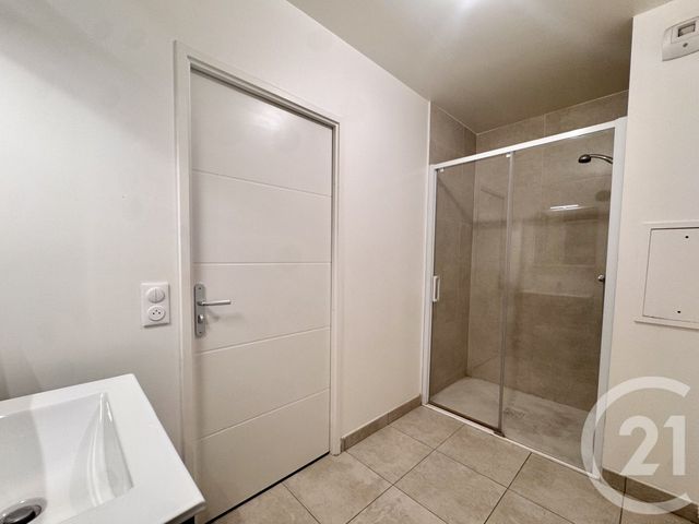 Appartement F2 &agrave; louer - 2 pi&egrave;ces - 41 m2 - Serris - 77 - ILE-DE-FRANCE
