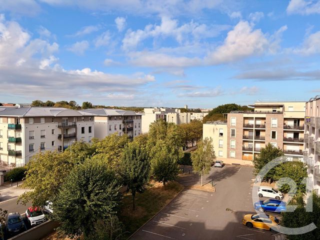 Appartement F2 &agrave; louer - 2 pi&egrave;ces - 31,50 m2 - Lognes - 77 - ILE-DE-FRANCE