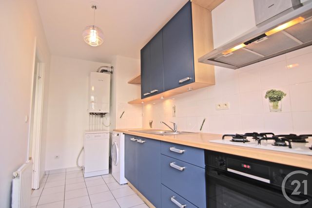 Appartement F3 &agrave; louer - 3 pi&egrave;ces - 67,07 m2 - Bussy St Georges - 77 - ILE-DE-FRANCE