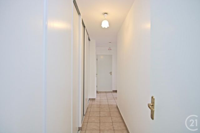 Appartement F3 &agrave; louer - 3 pi&egrave;ces - 67,07 m2 - Bussy St Georges - 77 - ILE-DE-FRANCE