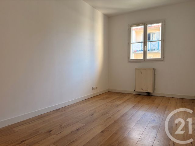 Appartement F4 &agrave; louer - 4 pi&egrave;ces - 75,05 m2 - Chanteloup En Brie - 77 - ILE-DE-FRANCE