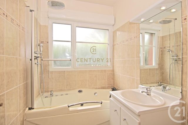 Appartement F3 &agrave; louer - 3 pi&egrave;ces - 63,16 m2 - Montevrain - 77 - ILE-DE-FRANCE