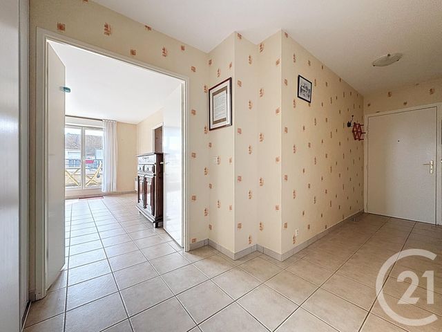 Appartement F4 &agrave; vendre - 4 pi&egrave;ces - 89,84 m2 - Montereau Fault Yonne - 77 - ILE-DE-FRANCE