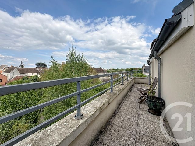 Appartement F4 &agrave; vendre - 4 pi&egrave;ces - 89,84 m2 - Montereau Fault Yonne - 77 - ILE-DE-FRANCE
