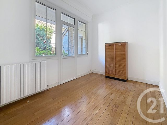 Maison &agrave; vendre - 7 pi&egrave;ces - 160,96 m2 - Montereau Fault Yonne - 77 - ILE-DE-FRANCE