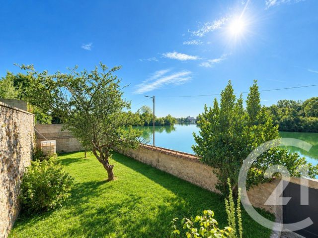 Maison &agrave; vendre - 7 pi&egrave;ces - 160,96 m2 - Montereau Fault Yonne - 77 - ILE-DE-FRANCE