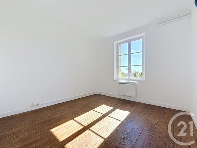 Maison &agrave; vendre - 7 pi&egrave;ces - 160,96 m2 - Montereau Fault Yonne - 77 - ILE-DE-FRANCE