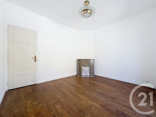 Maison &agrave; vendre - 7 pi&egrave;ces - 160,96 m2 - Montereau Fault Yonne - 77 - ILE-DE-FRANCE