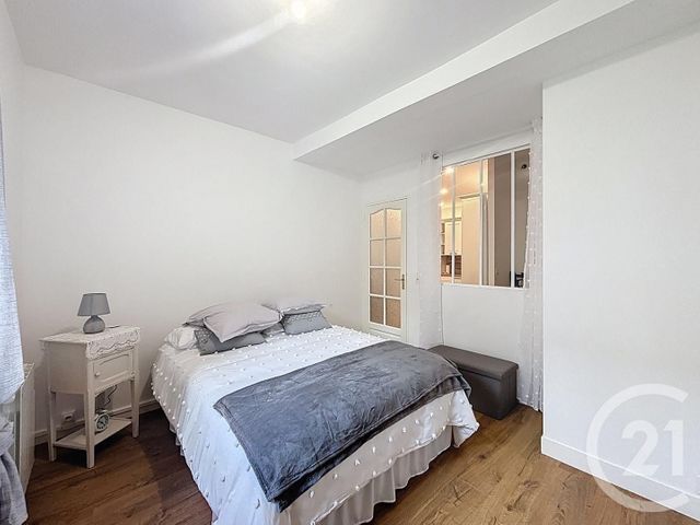 Appartement F3 &agrave; vendre - 3 pi&egrave;ces - 75,57 m2 - Montereau Fault Yonne - 77 - ILE-DE-FRANCE