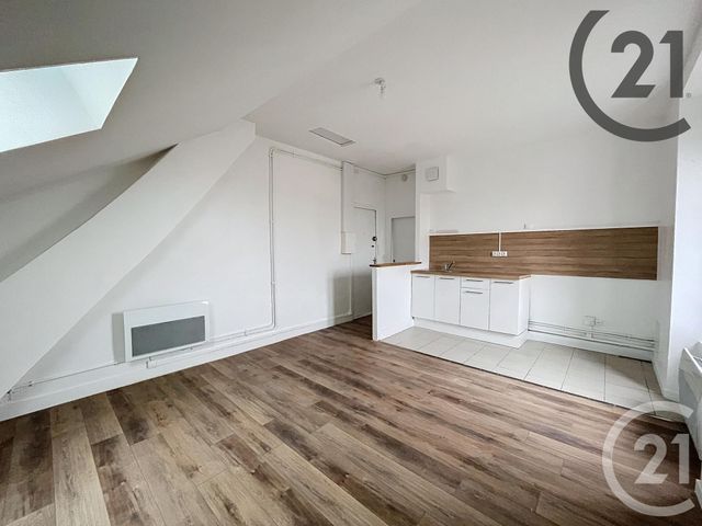 Appartement F2 à louer MONTEREAU FAULT YONNE