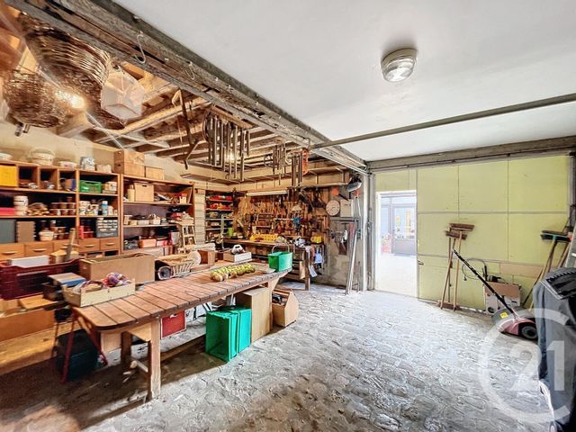 Maison à vendre - 7 pièces - 177,21 m2 - Villeneuve La Guyard - 89 - BOURGOGNE