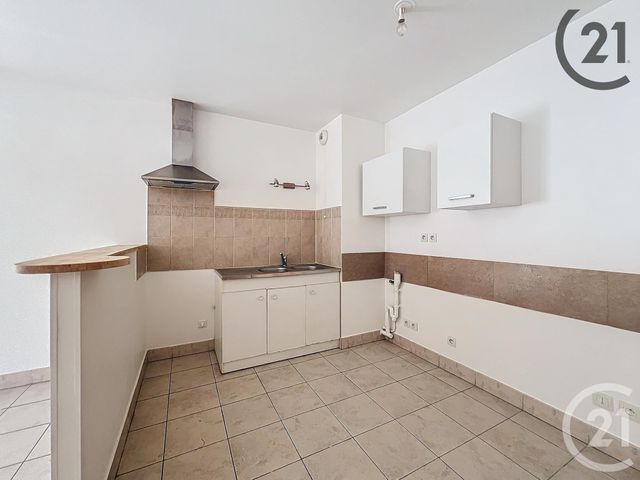 Appartement F2 à vendre - 2 pièces - 43 m2 - Montereau Fault Yonne - 77 - ILE-DE-FRANCE