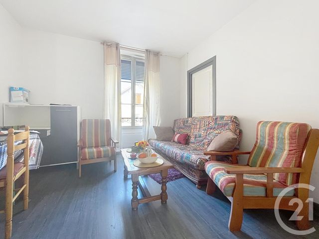 Appartement F3 &agrave; vendre - 3 pi&egrave;ces - 49,29 m2 - Montereau Fault Yonne - 77 - ILE-DE-FRANCE