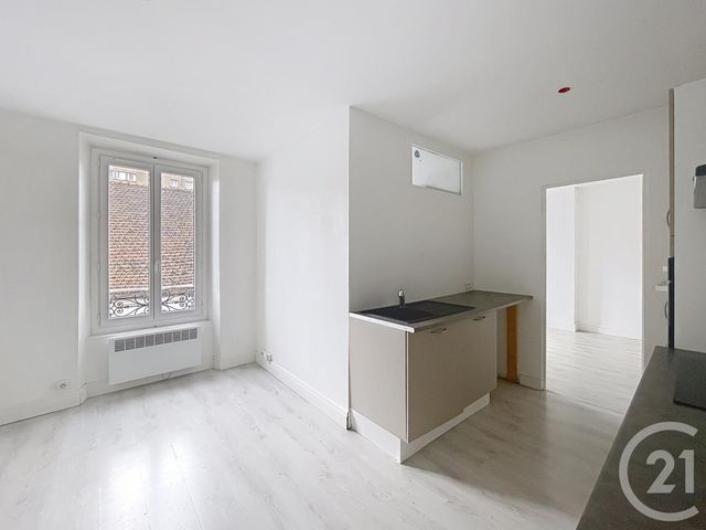 Appartement F2 &agrave; vendre - 2 pi&egrave;ces - 32,77 m2 - Montereau Fault Yonne - 77 - ILE-DE-FRANCE