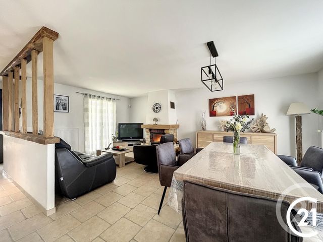 Maison à vendre - 6 pièces - 131,98 m2 - Marolles Sur Seine - 77 - ILE-DE-FRANCE