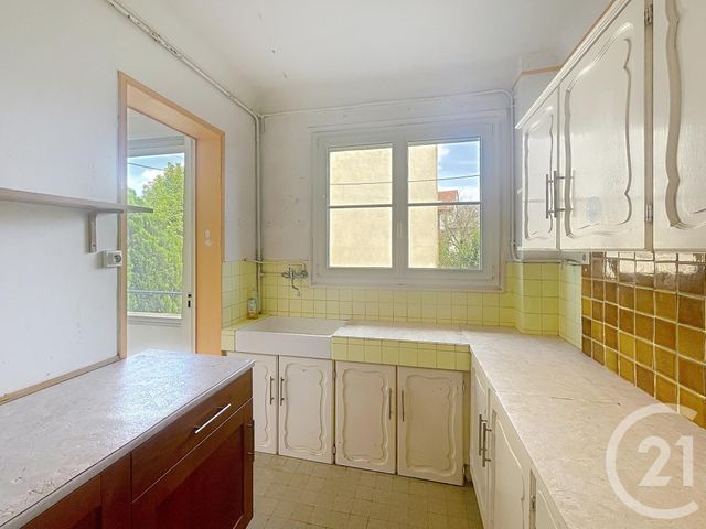 Appartement F3 &agrave; vendre - 3 pi&egrave;ces - 65,18 m2 - Montereau Fault Yonne - 77 - ILE-DE-FRANCE