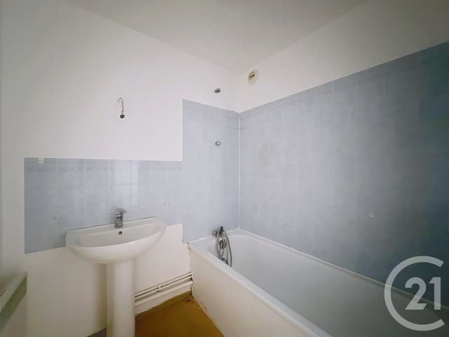 Appartement F3 à vendre - 3 pièces - 59 m2 - Montereau Fault Yonne - 77 - ILE-DE-FRANCE