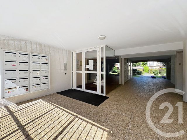 Appartement F2 &agrave; vendre - 2 pi&egrave;ces - 36,30 m2 - Montereau Fault Yonne - 77 - ILE-DE-FRANCE