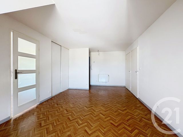 Appartement F2 &agrave; vendre - 2 pi&egrave;ces - 36,30 m2 - Montereau Fault Yonne - 77 - ILE-DE-FRANCE