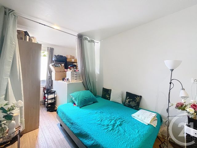 Immeuble &agrave; vendre - 78,94 m2 - Montereau Fault Yonne - 77 - ILE-DE-FRANCE