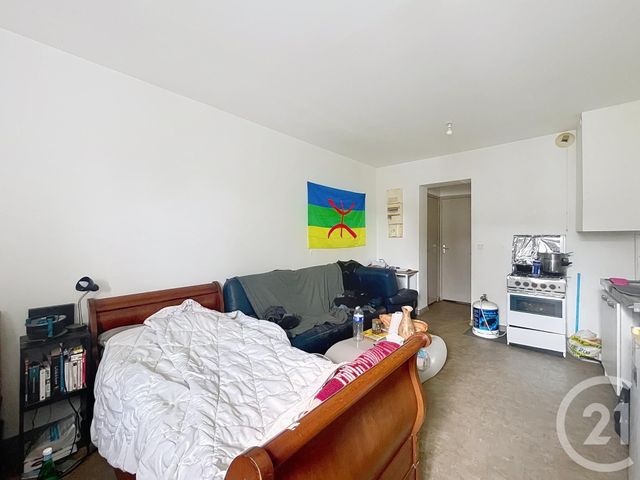 Immeuble &agrave; vendre - 78,94 m2 - Montereau Fault Yonne - 77 - ILE-DE-FRANCE