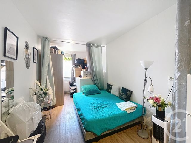 Immeuble &agrave; vendre - 78,94 m2 - Montereau Fault Yonne - 77 - ILE-DE-FRANCE