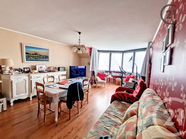 Appartement F3 à vendre MONTEREAU FAULT YONNE