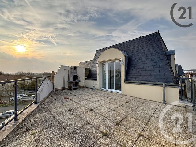 Appartement F1 à louer - 1 pièce - 27 m2 - Montereau Fault Yonne - 77 - ILE-DE-FRANCE