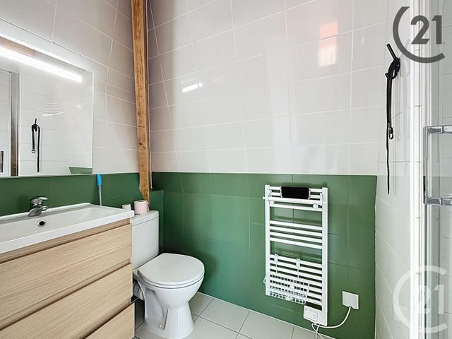 Appartement F1 à louer - 1 pièce - 27 m2 - Montereau Fault Yonne - 77 - ILE-DE-FRANCE