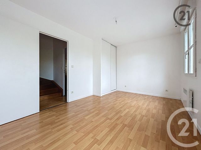 Maison &agrave; vendre - 4 pi&egrave;ces - 89,15 m2 - Montereau Fault Yonne - 77 - ILE-DE-FRANCE