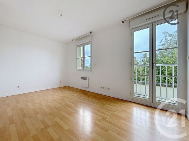 Maison &agrave; vendre - 4 pi&egrave;ces - 89,15 m2 - Montereau Fault Yonne - 77 - ILE-DE-FRANCE