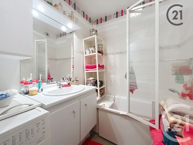 Appartement F2 à vendre - 2 pièces - 41,33 m2 - Montereau Fault Yonne - 77 - ILE-DE-FRANCE